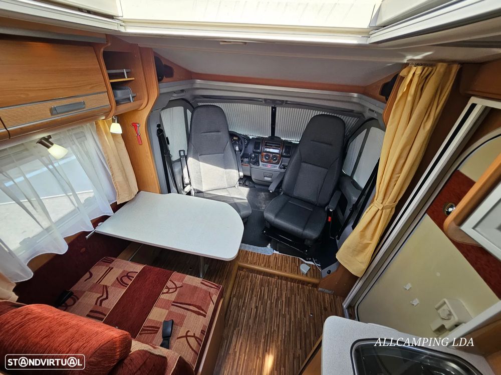Dethleffs Globebus 5.99M CAMA TRANSVERSAL - 26