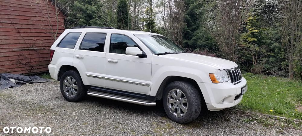 Jeep Grand Cherokee - 1