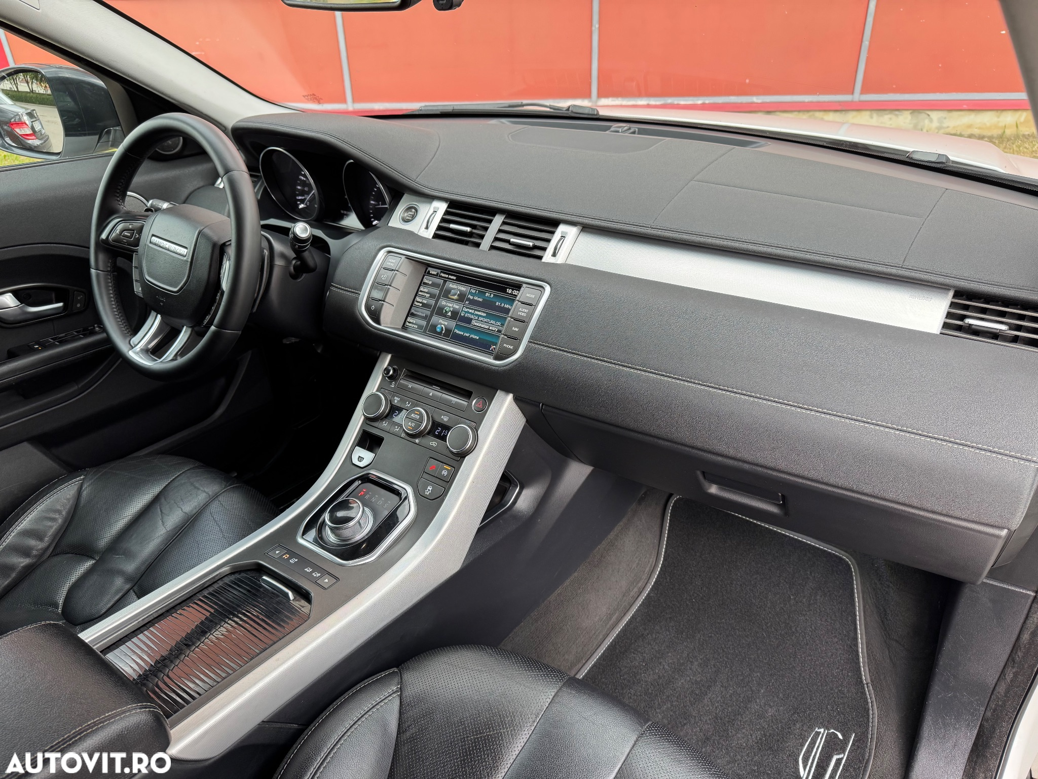 Land Rover Range Rover Evoque - 9