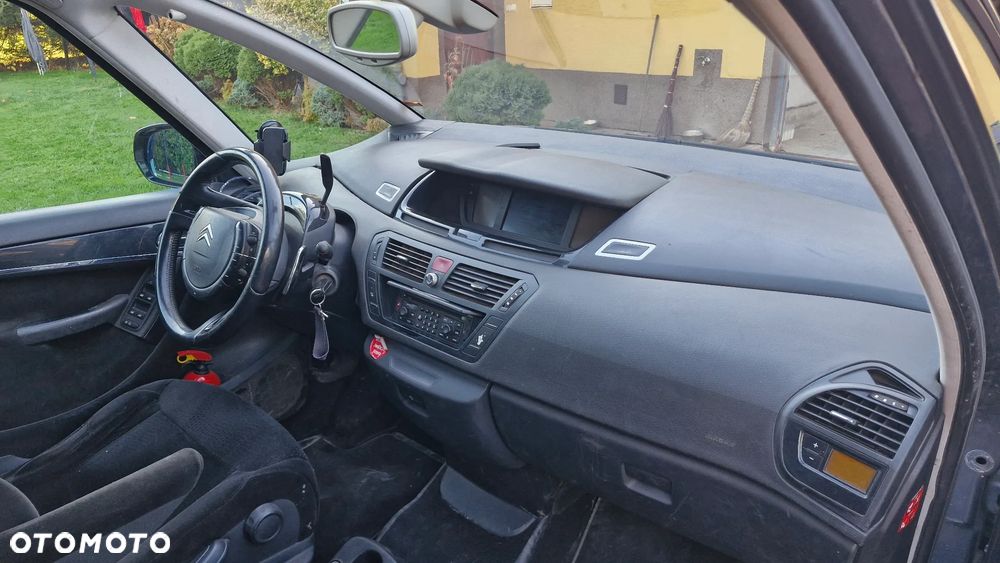Citroën C4 Picasso 2.0 16V Exclusive - 19