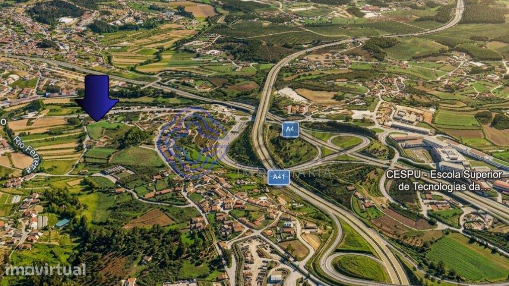 Terreno Misto de 7646m2 em área de construção - Grande imagem: 2/12