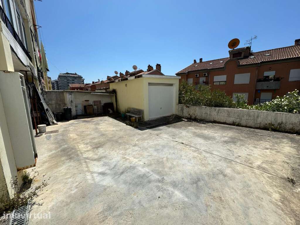 3 Garagens  com logradouro em zona do Bairro Norton de Matos - Grande imagem: 2/3