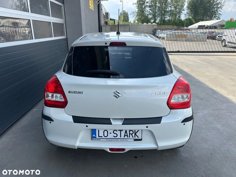 Suzuki Swift 1.2 Premium Plus - 2