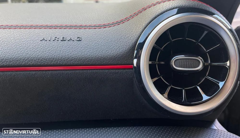 Mercedes-Benz CLA 250 e 8G-DCT AMG Line - 34