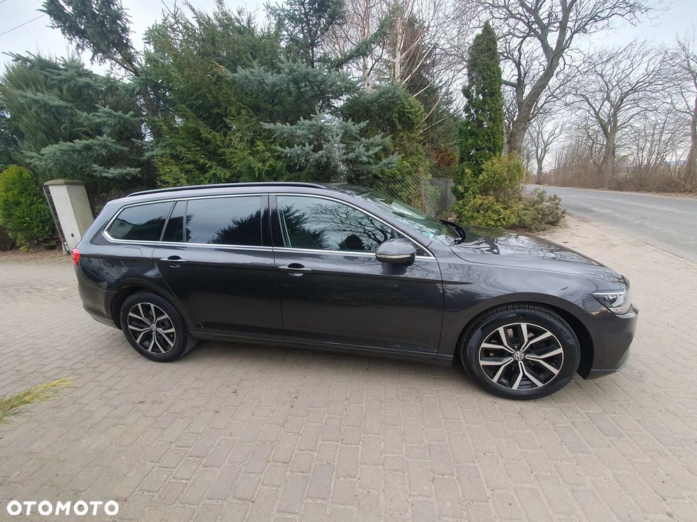 Volkswagen Passat 2.0 TDI SCR DSG Business - 3