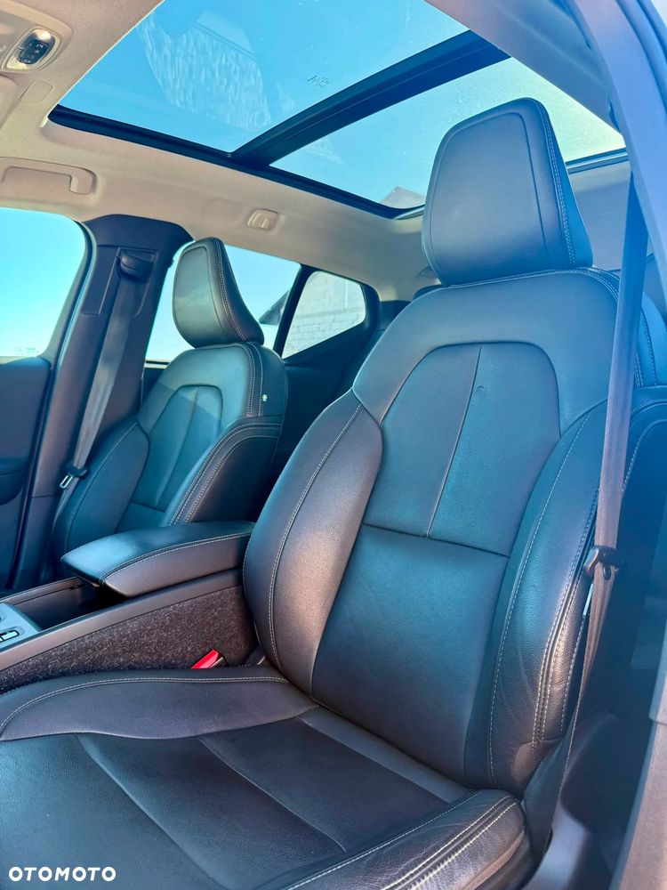 Volvo XC 40 T3 Geartronic Inscription - 11