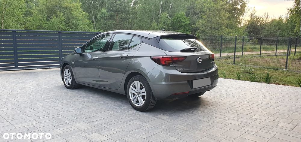 Opel Astra 1.2 T GS Line S&S - 4
