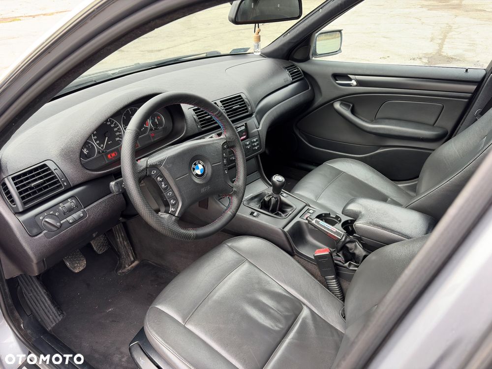 BMW Seria 3 320d Edition Exclusive - 14