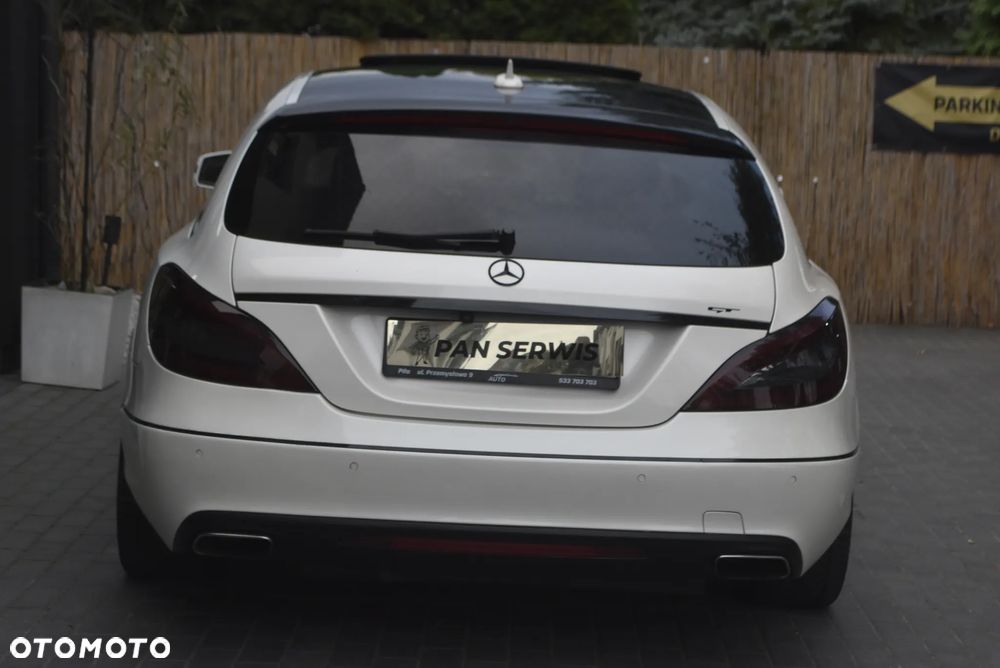 Mercedes-Benz CLS - 19