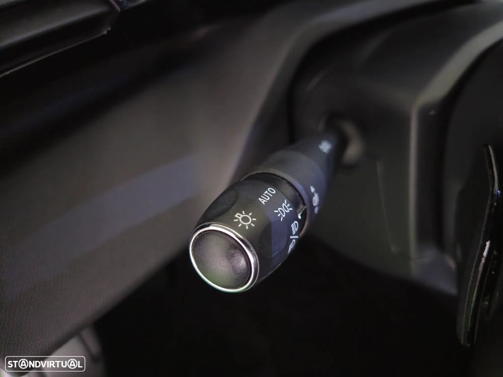 Peugeot 308 180 e-EAT8 GT - 19