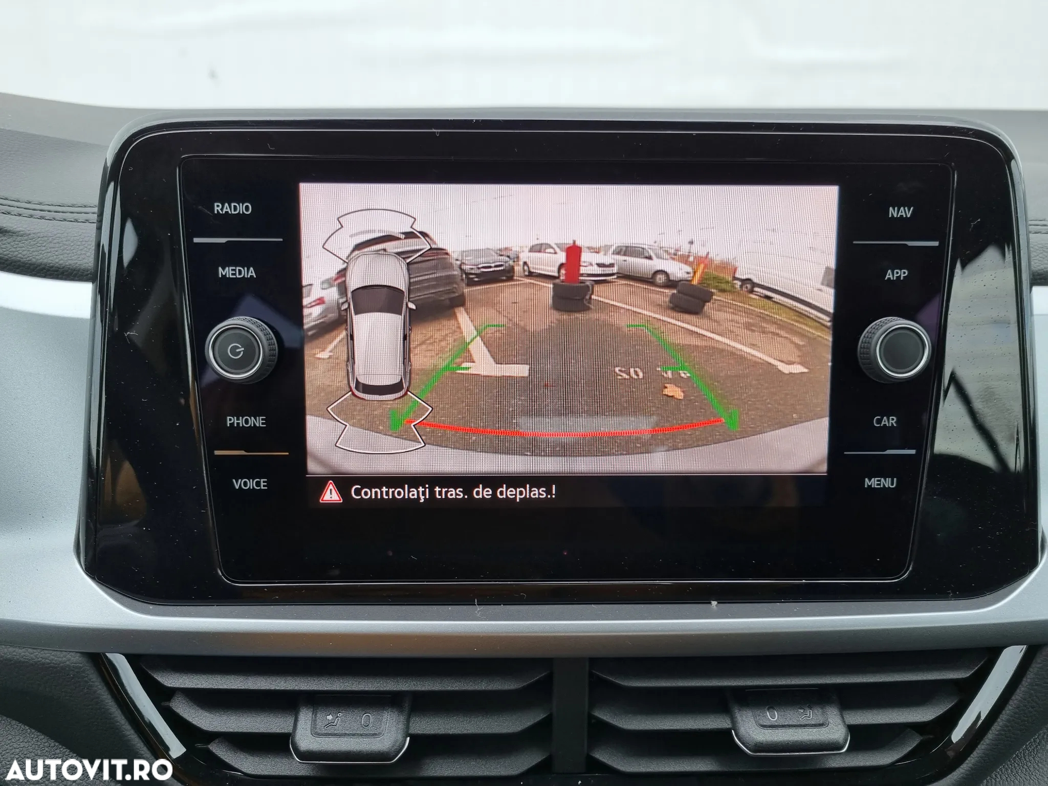 Volkswagen T-ROC 1.0 TSI Life - 27