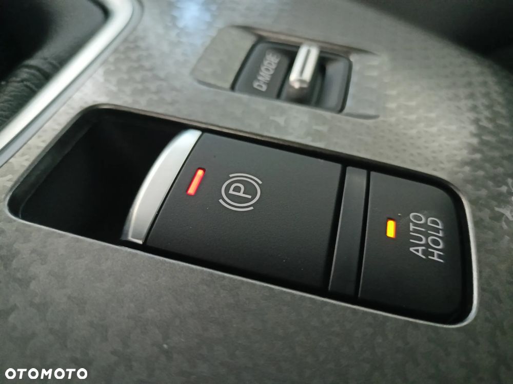 Nissan Qashqai 1.3 DIG-T MHEV N-Connecta - 17