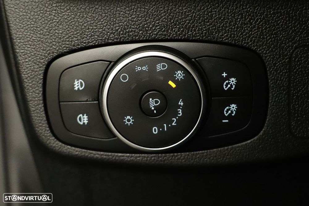 Ford Focus 1.0 EcoBoost MHEV ST-Line X - 19