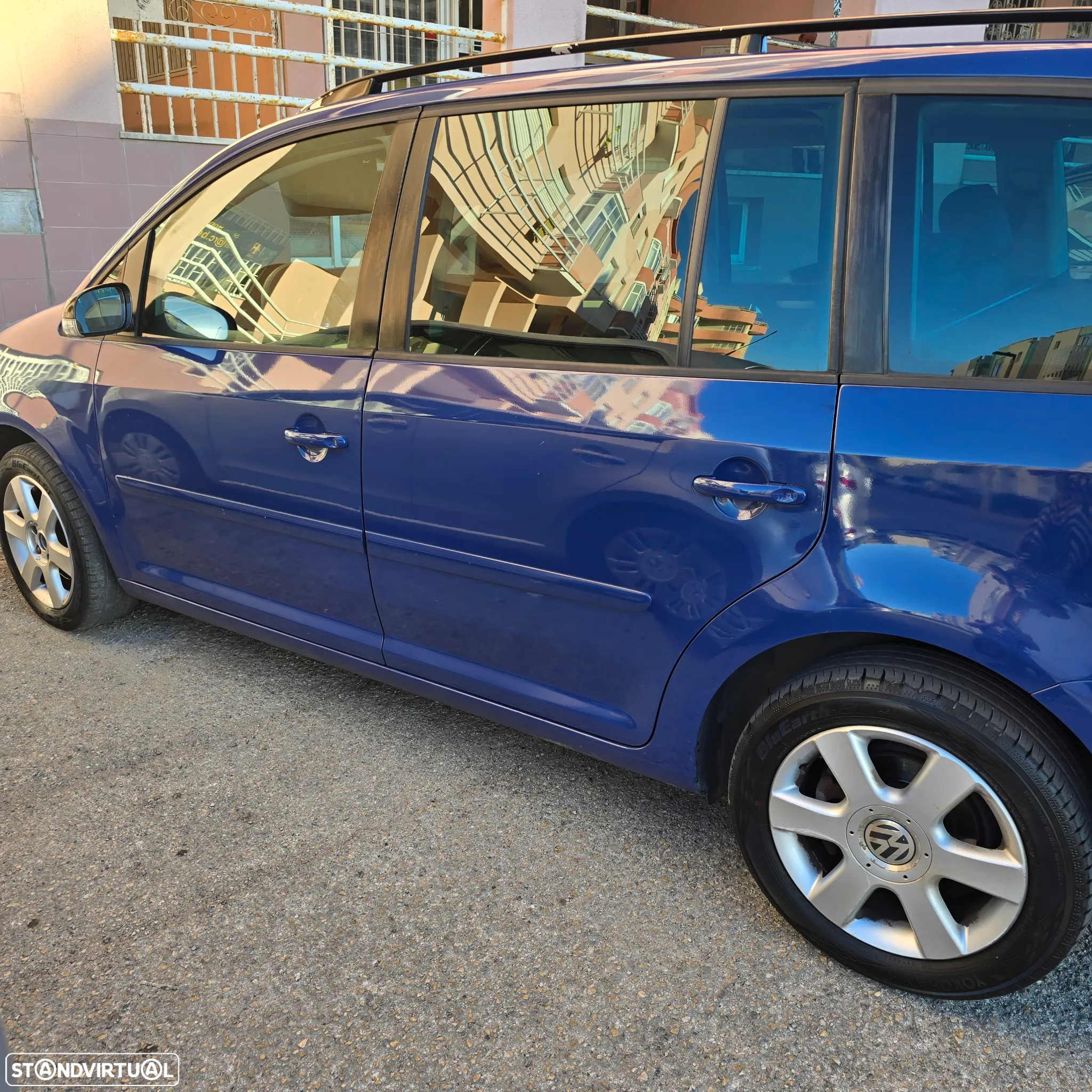 VW Touran 1.9 TDi Basis 5L - 4