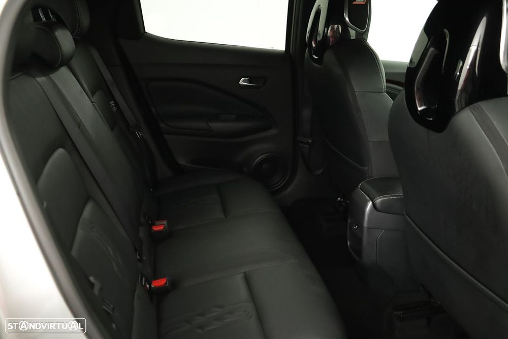 Nissan Juke 1.0 DIG-T Tekna - 24