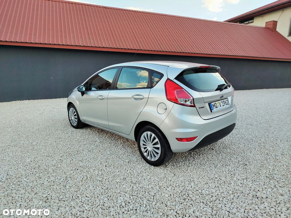Ford Fiesta - 10