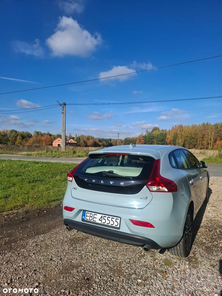 Volvo V40 2019 photo 4