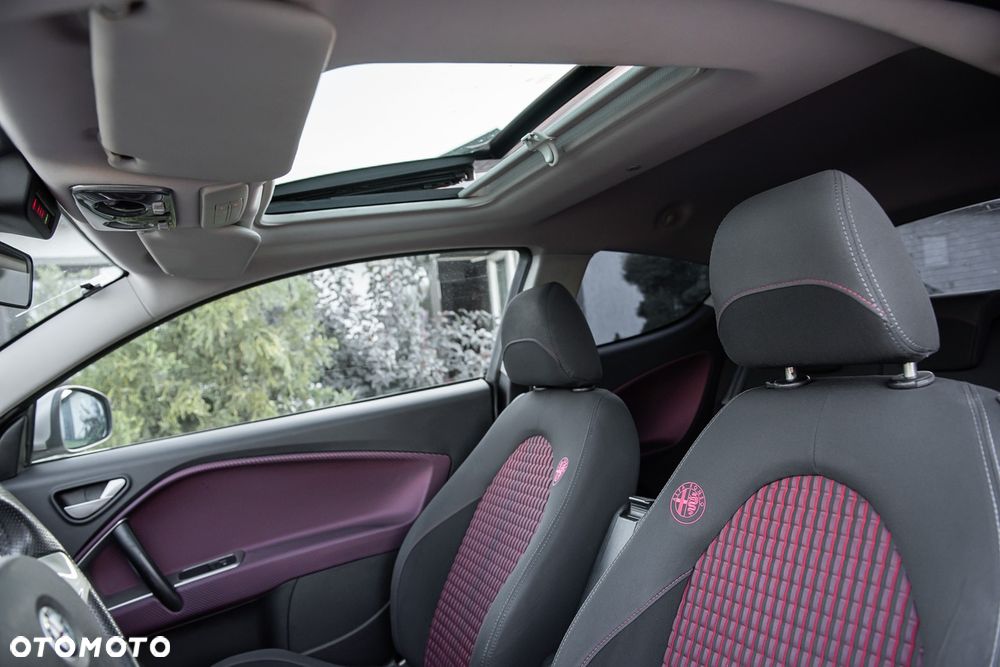 Alfa Romeo Mito TB 1.4 16V MultiAir Turismo - 16