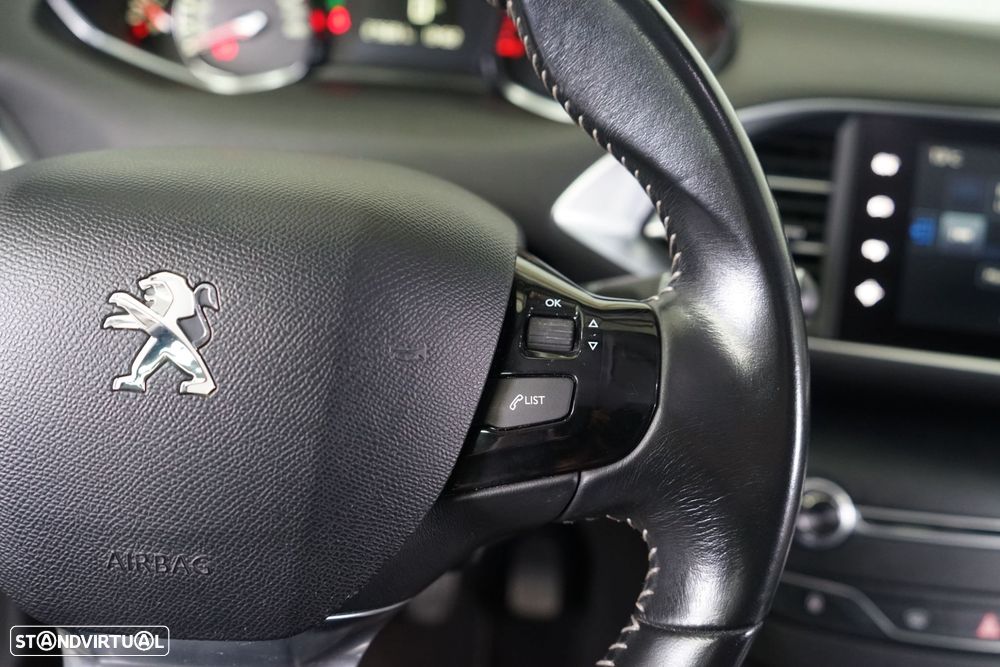 Peugeot 308 SW 1.6 BlueHDi Allure - 22