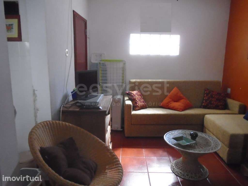 Moradia no centro da cidade tipologia T1+1 - Grande imagem: 3/14