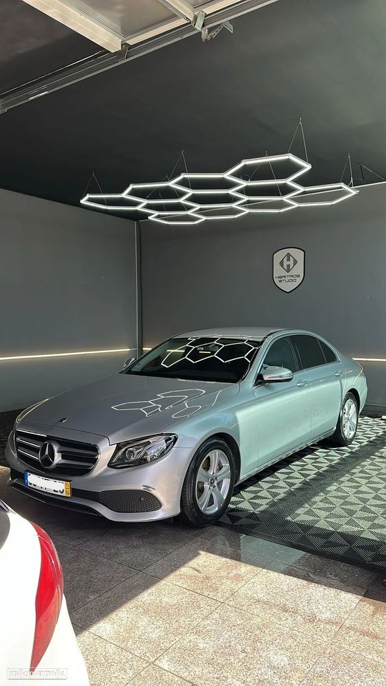 Mercedes-Benz E 220 d Avantgarde - 1