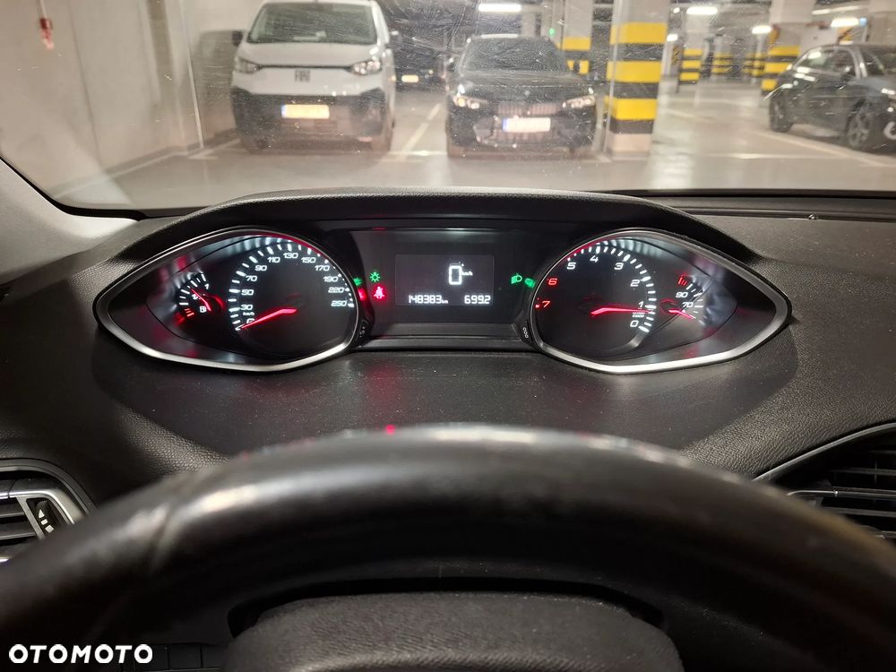 Peugeot 308 1.2 PureTech Active S&S - 8