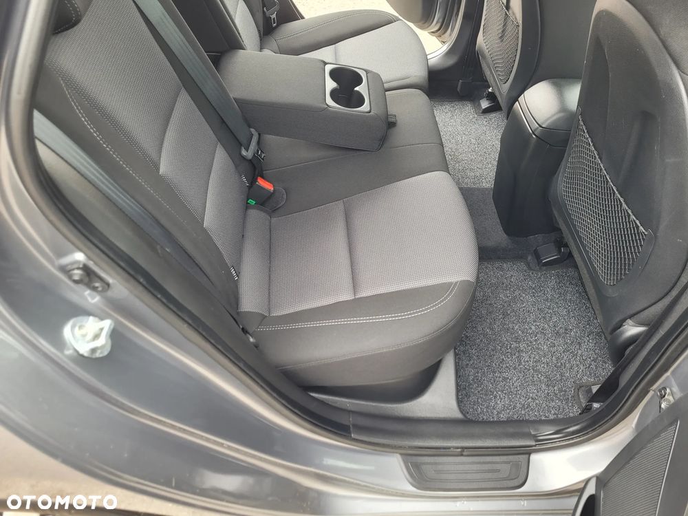 Hyundai i30 i30cw 1.6 Fifa World Cup Edition - 22