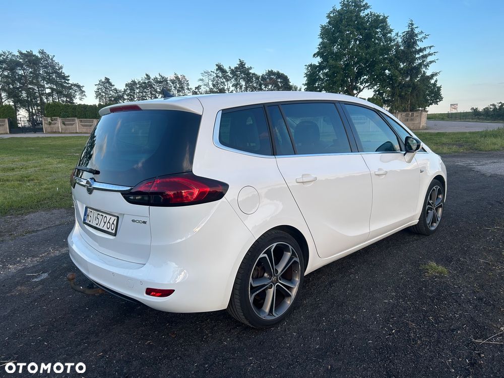 Opel Zafira - 3