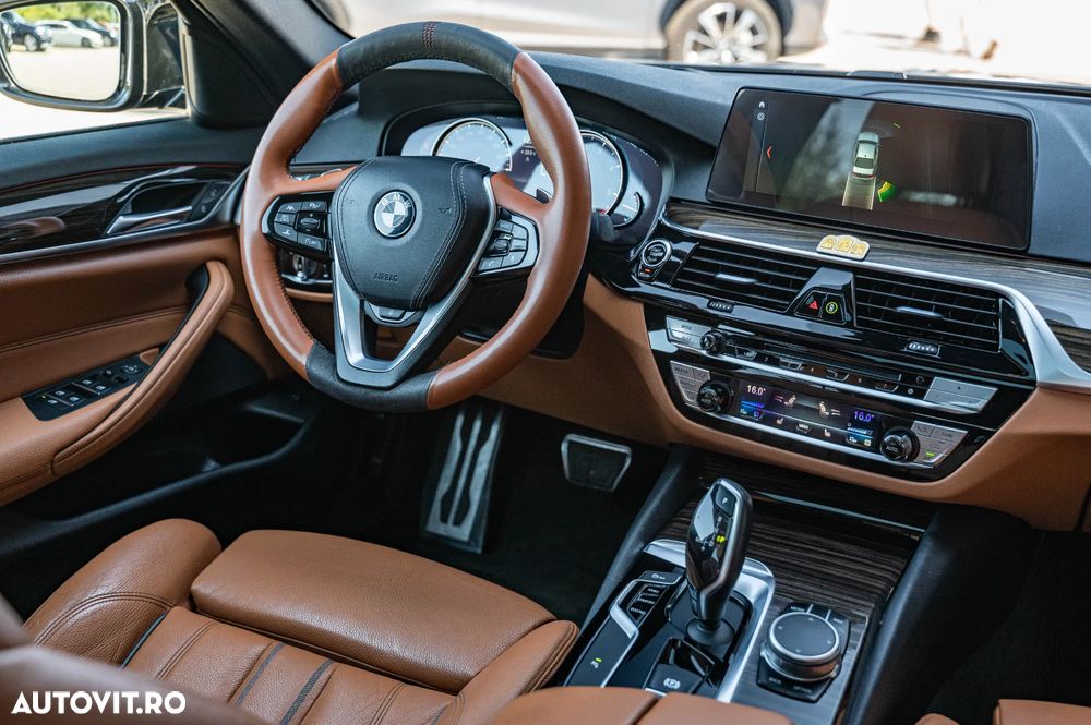 BMW Seria 5 525d Aut. Sport Line - 17