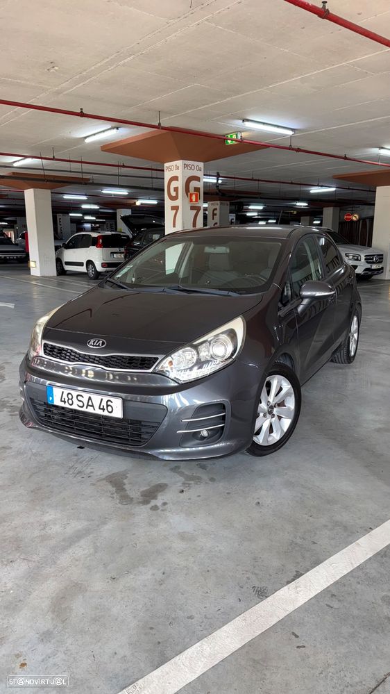Kia Rio 1.2 CVVT Urban - 2