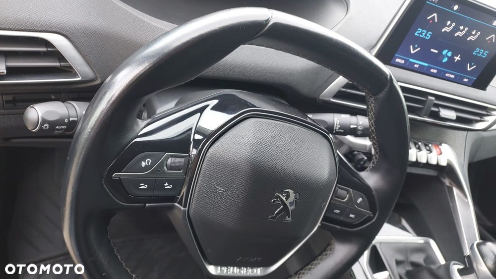 Peugeot 5008 BlueHDi 130 Allure - 14