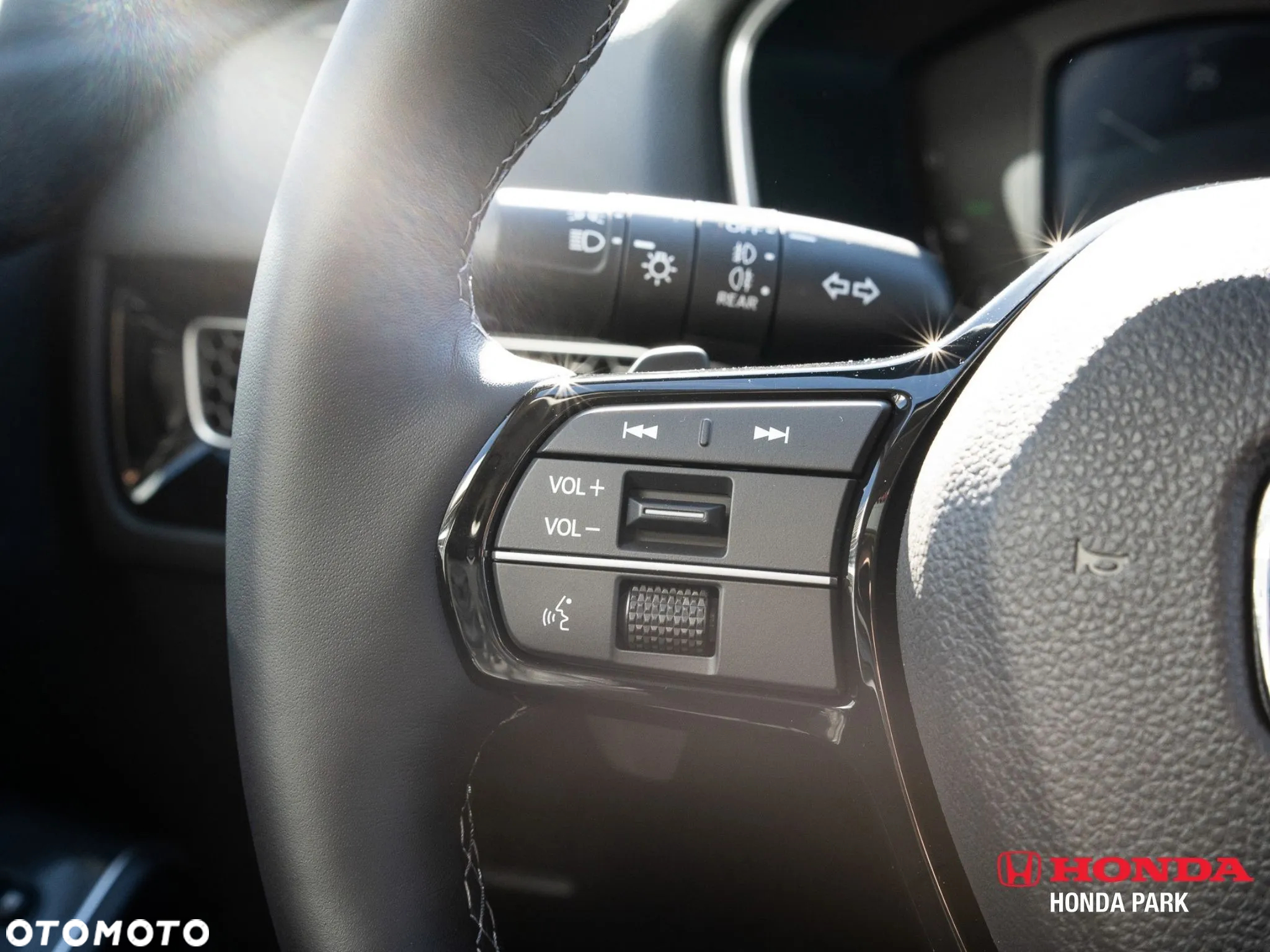 Honda Civic 2.0 i-MMD Advance BSI CVT - 19