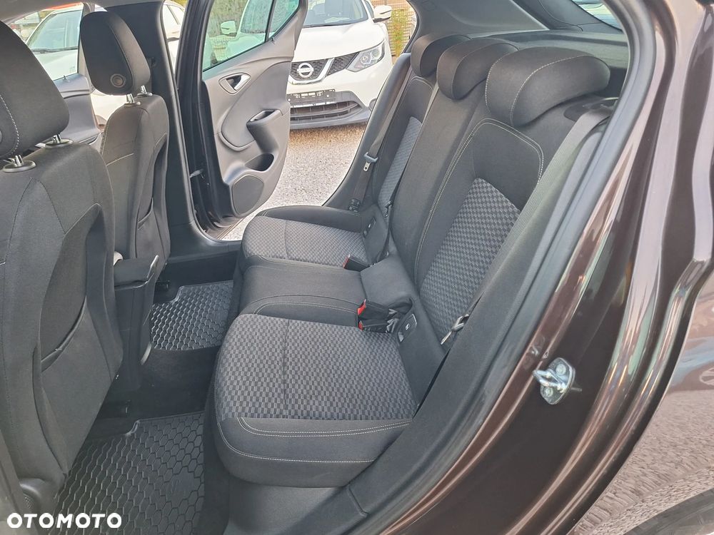 Opel Astra - 33