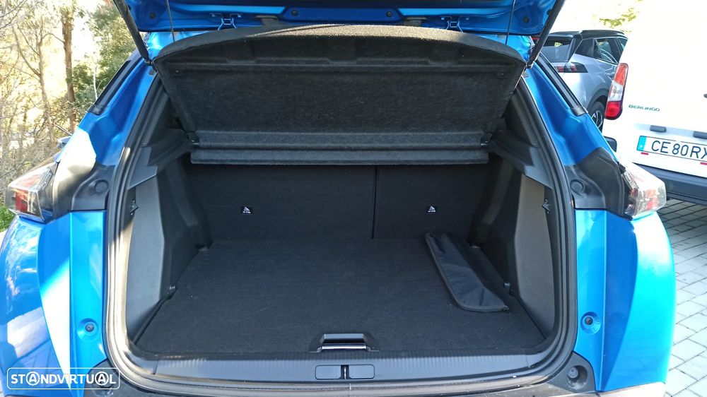 Peugeot e-2008 GT Pack - 9