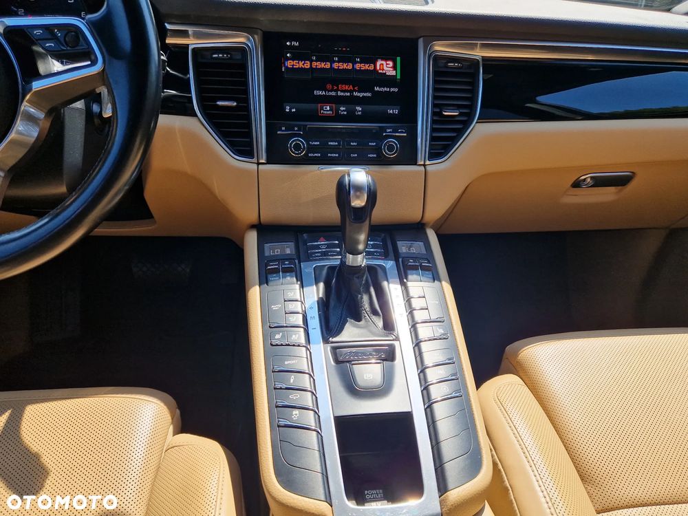 Porsche Macan - 17