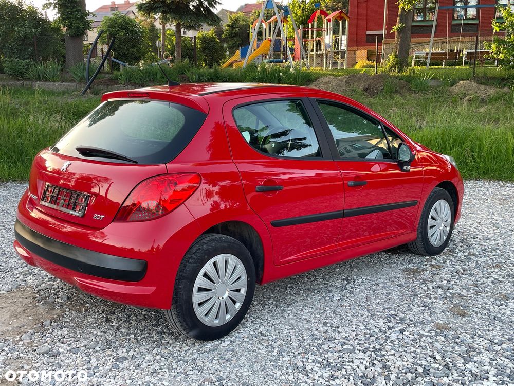 Peugeot 207 75 Filou - 9