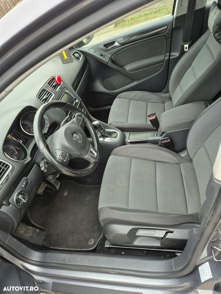 Volkswagen Golf 1.6 TDI BlueMotion Technology DPF Comfortline DSG - 11