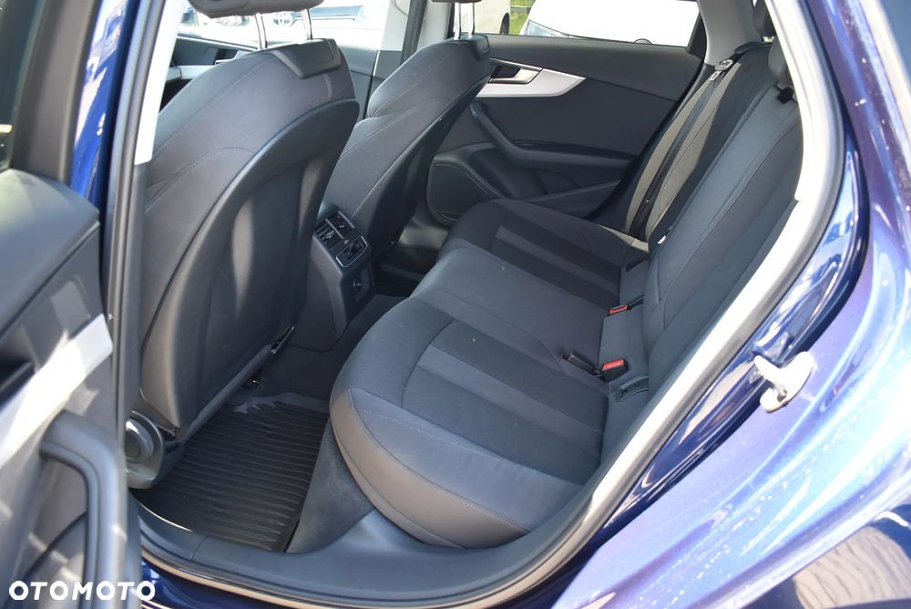 Audi A4 Avant 35 TDI mHEV S tronic - 12