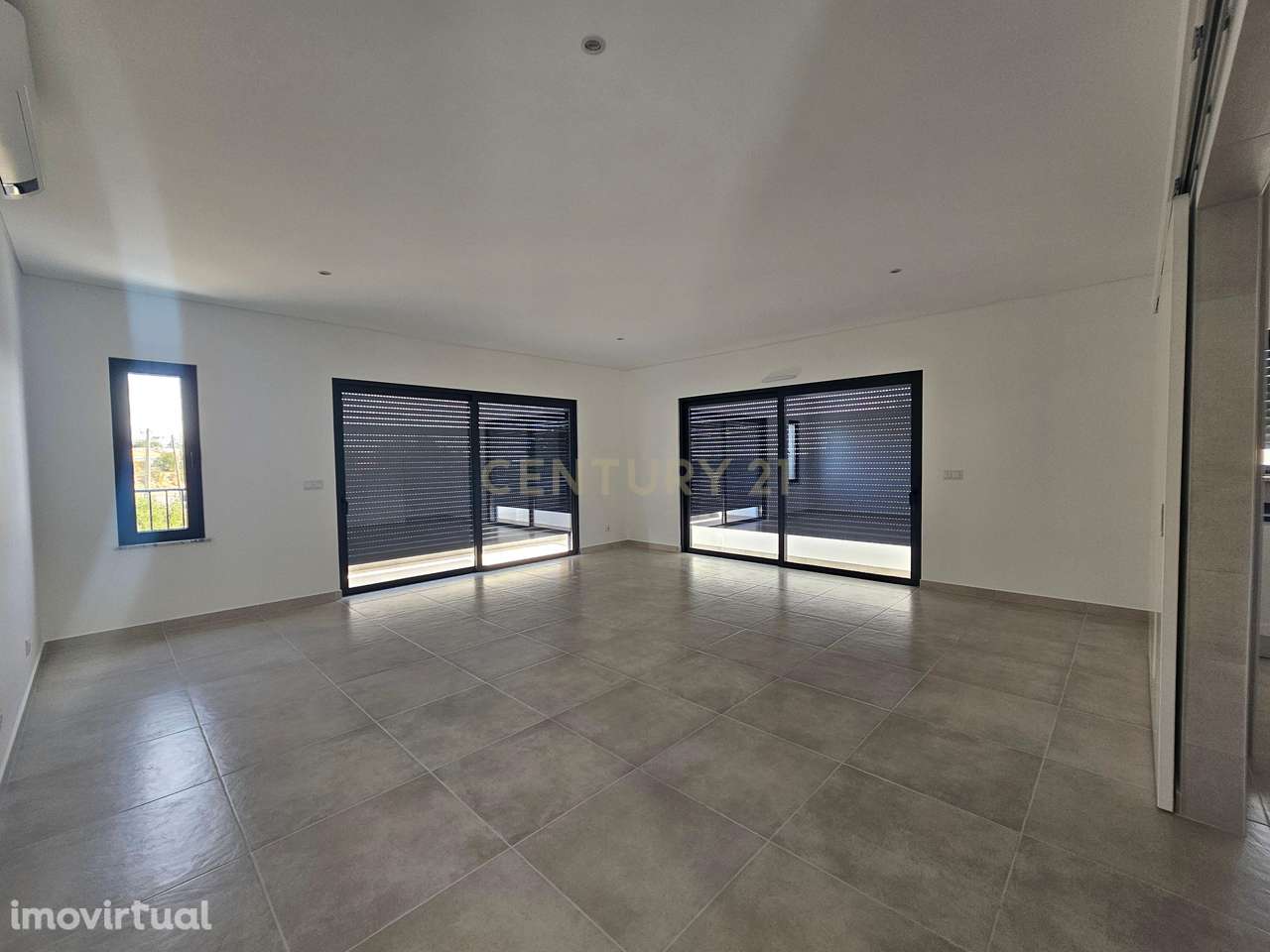 Apartamento T4 Top Floor com garagem em Box para 2 carros em Tavira - Grande imagem: 4/4