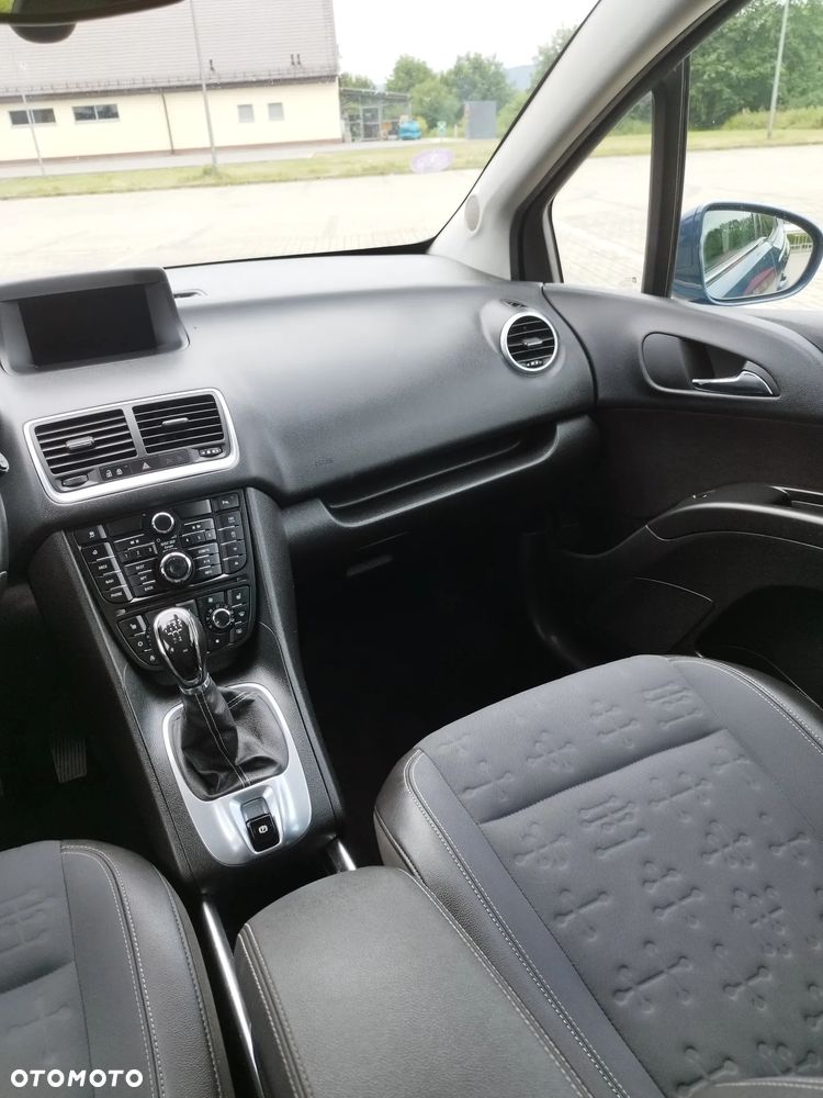 Opel Meriva - 14