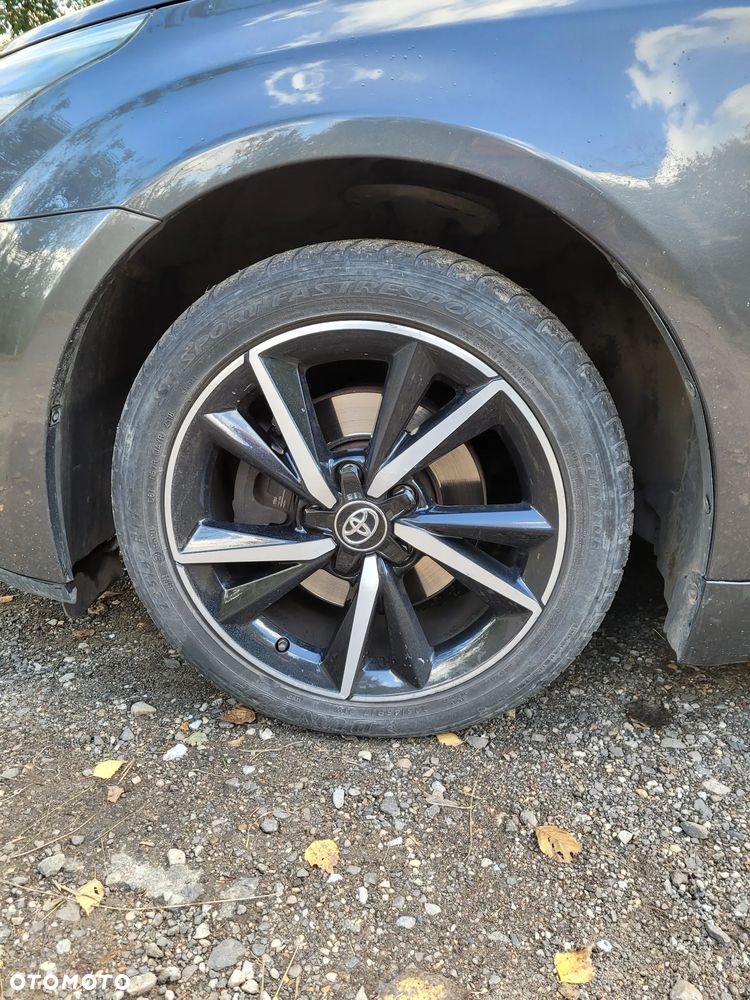 Toyota Avensis 1.8 Prestige MS - 15