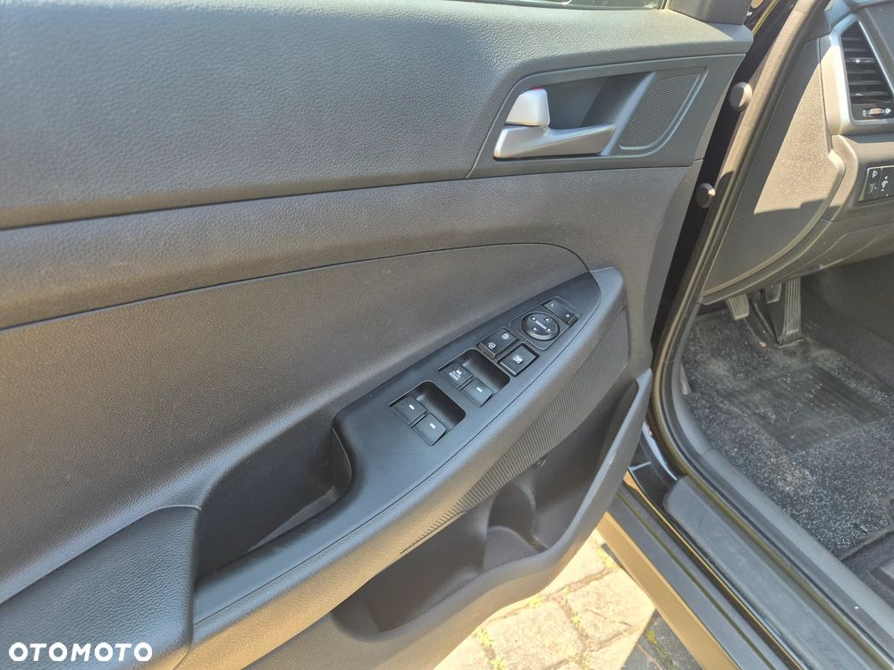 Hyundai Tucson blue 1.6 GDi 2WD Classic - 17