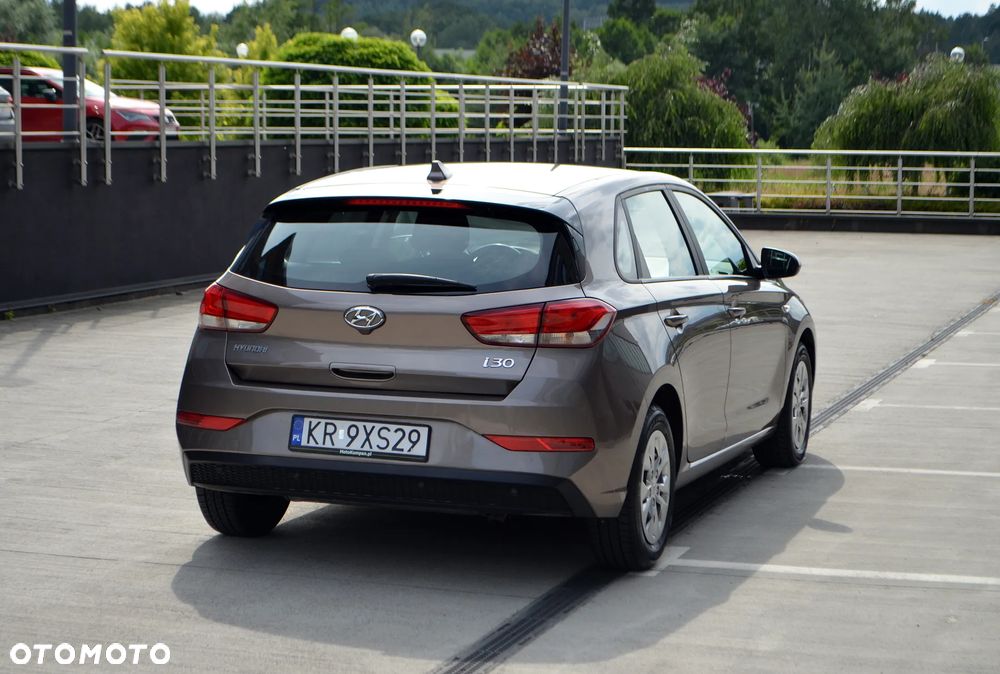 Hyundai i30 1.5 DPI Modern - 30