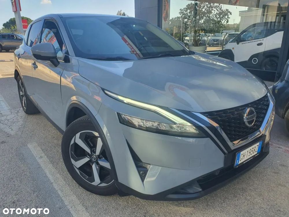 Nissan Qashqai 1.3 DIG-T mHEV 4x4 N-Connecta Xtronic - 3