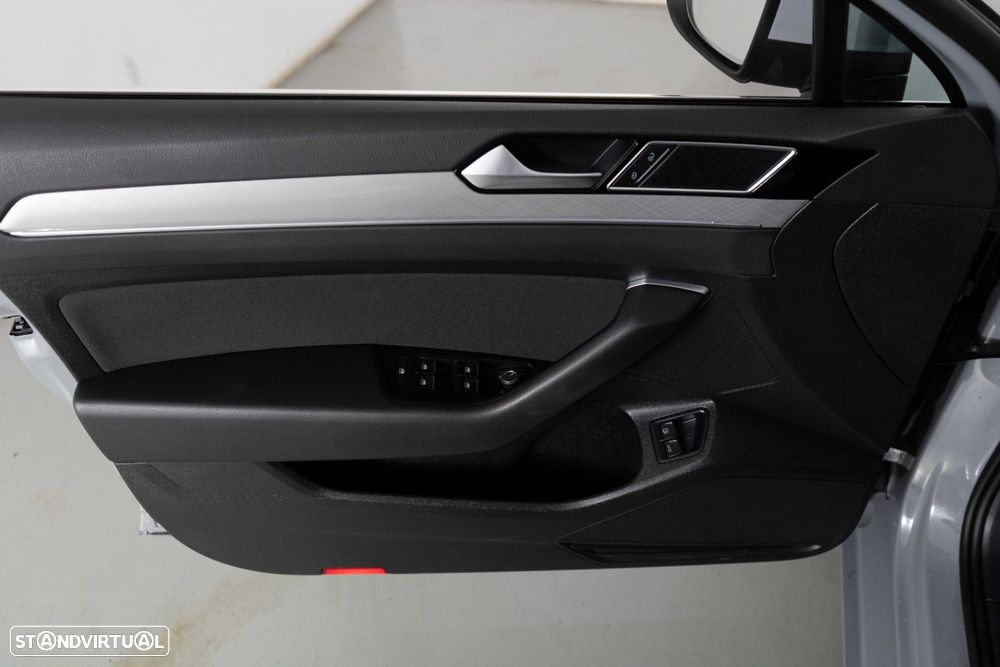 VW Passat 1.4 TSI GTE Plug-in - 19