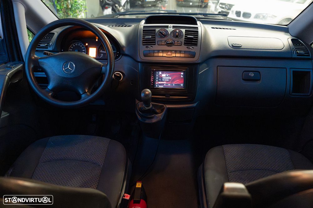 Mercedes-Benz Vito 6 Lugares - 12