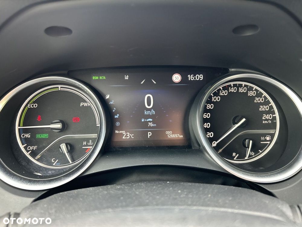 Toyota Camry 2.5 Hybrid Executive CVT - 19