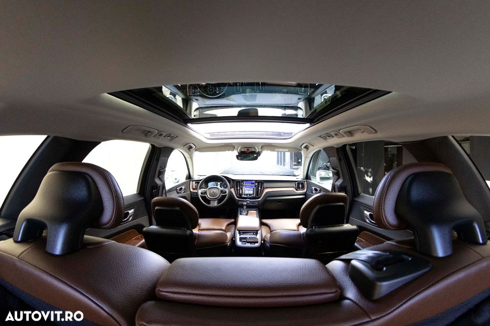 Volvo XC 60 T5 AWD Inscription - 24