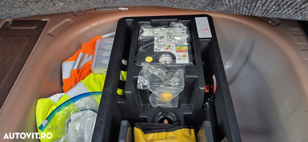 Renault Captur (ENERGY) TCe 90 LIMITED - 29