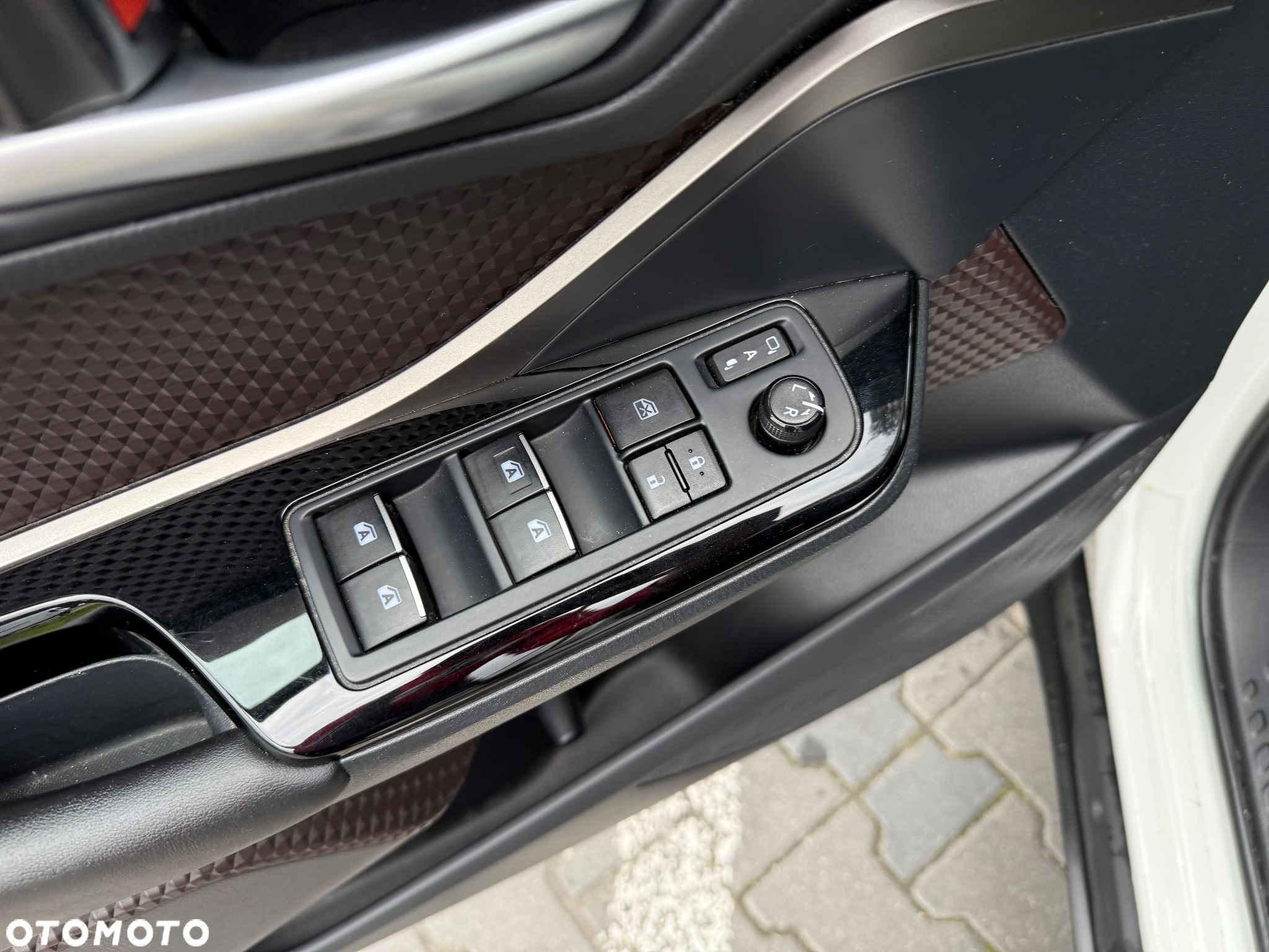 Toyota C-HR 1.8 Hybrid Prestige - 14